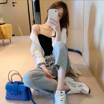 会飞的小精灵封面
