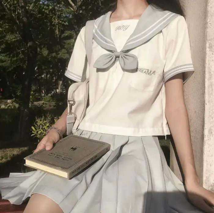 荒村阿狗封面